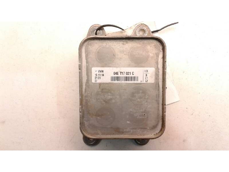 Recambio de enfriador aceite motor para volkswagen golf vii lim. sport by r-line bluemotion referencia OEM IAM 04E117021C  