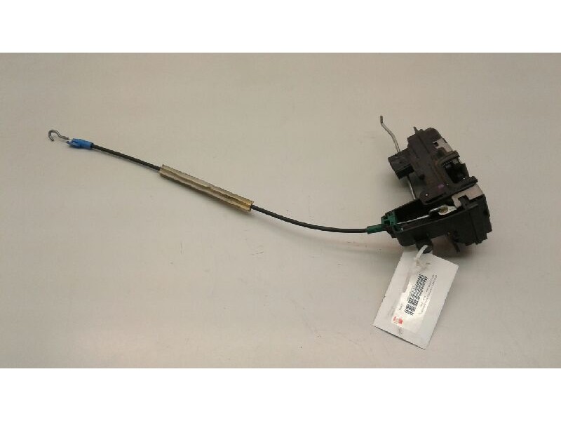 Recambio de cerradura puerta delantera derecha para opel zafira b enjoy referencia OEM IAM 13210749  