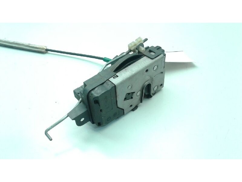 Recambio de cerradura puerta delantera derecha para opel zafira b enjoy referencia OEM IAM 13210749  