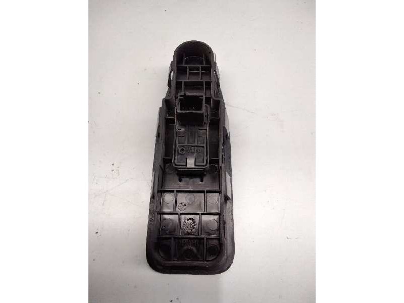 Recambio de mando elevalunas delantero derecho para fiat scudo furgón (272) 10 comfort l1h1 120 multijet referencia OEM IAM   