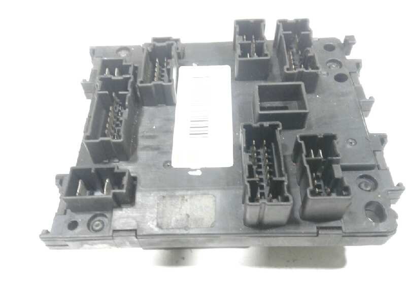 Recambio de caja fusibles para nissan almera (n15) 2.0 diesel referencia OEM IAM 243502N300H  