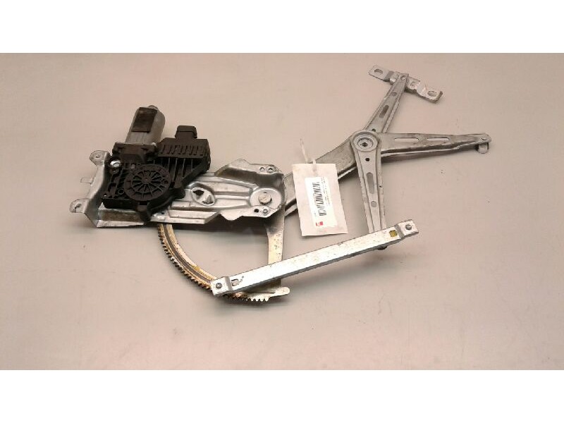 Recambio de elevalunas delantero izquierdo para opel zafira b cosmo referencia OEM IAM 13132434lH  