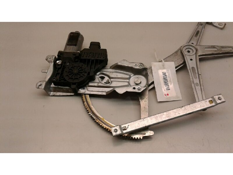 Recambio de elevalunas delantero izquierdo para opel zafira b cosmo referencia OEM IAM 13132434lH  