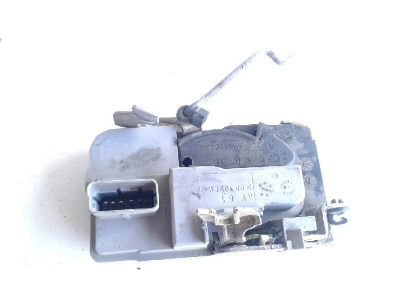 Recambio de cerradura puerta delantera izquierda para citroen xsara berlina 2.0 hdi 66kw premier referencia OEM IAM   