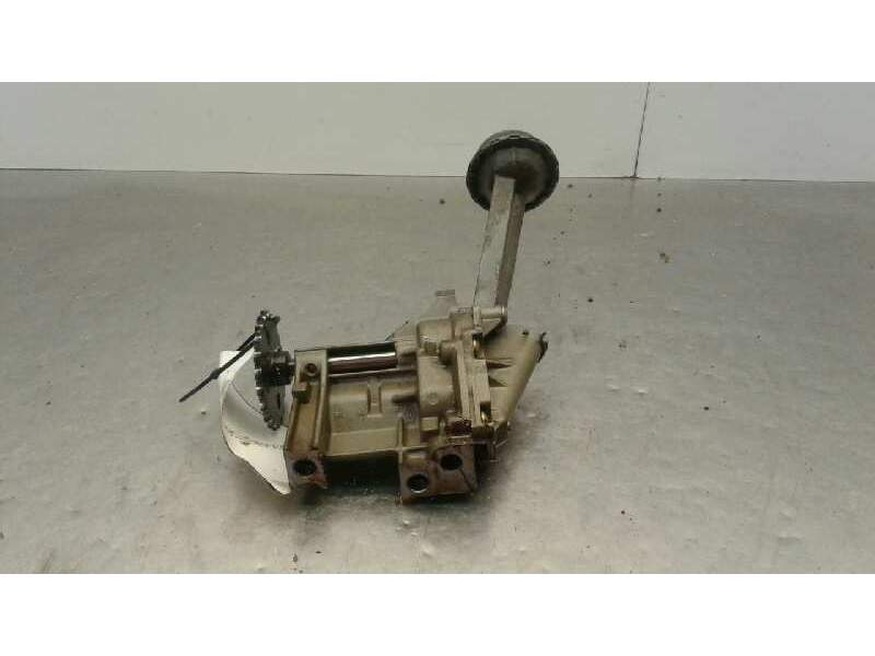 Recambio de bomba aceite para renault megane ii berlina 5p confort dynamique referencia OEM IAM B2104043  