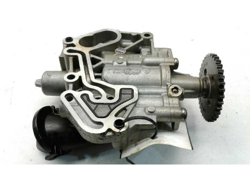 Recambio de bomba aceite para volkswagen golf vii lim. sport by r-line bluemotion referencia OEM IAM 04E115109E  