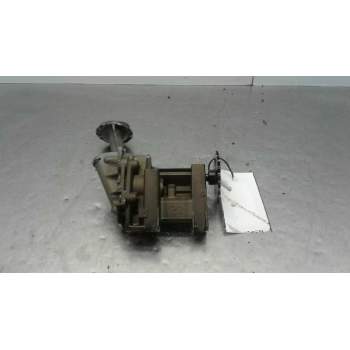Recambio de bomba aceite para renault megane ii berlina 5p confort dynamique referencia OEM IAM B2104043  