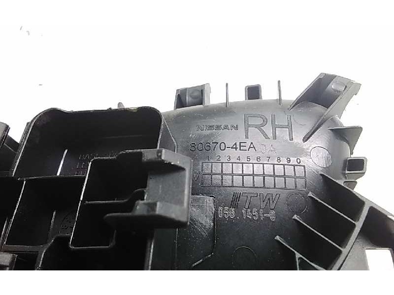 Recambio de maneta interior delantera derecha para nissan np300 pick-up (d23) acenta double cab 4x4 referencia OEM IAM   