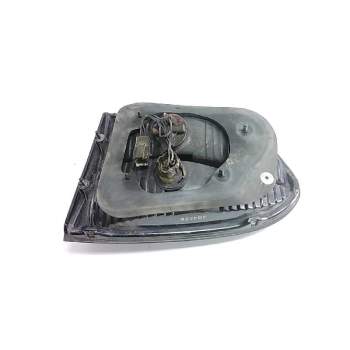 Recambio de piloto trasero izquierdo para hyundai h 1 2.5 turbodiesel referencia OEM IAM L924054 20423B 
