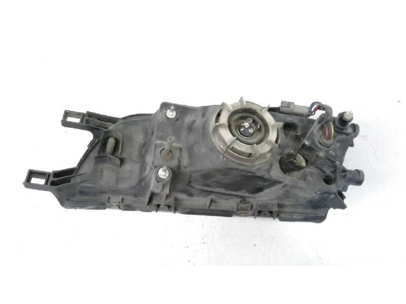 Recambio de faro derecho para nissan almera (n15) gx referencia OEM IAM 260101N726  