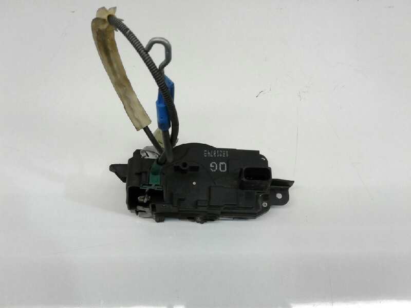 Recambio de cerradura puerta delantera derecha para opel zafira b edition referencia OEM IAM   