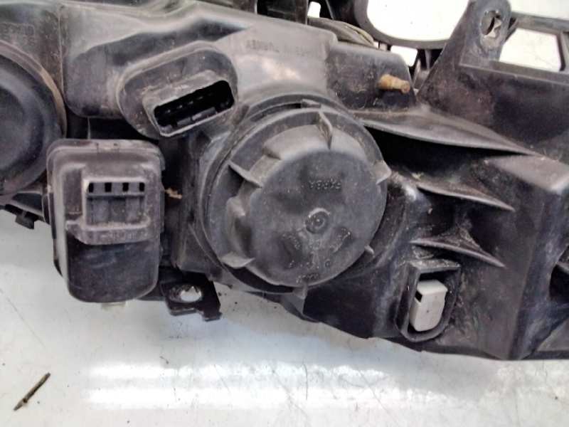 Recambio de faro izquierdo para renault megane ii classic berlina pack authentique referencia OEM IAM   