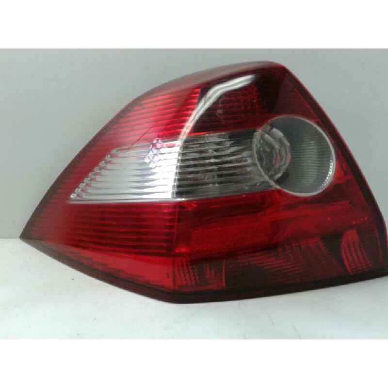 Recambio de piloto trasero izquierdo para renault megane ii classic berlina pack authentique referencia OEM IAM   