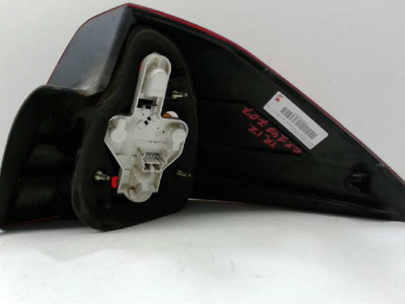 Recambio de piloto trasero izquierdo para renault megane ii classic berlina pack authentique referencia OEM IAM   