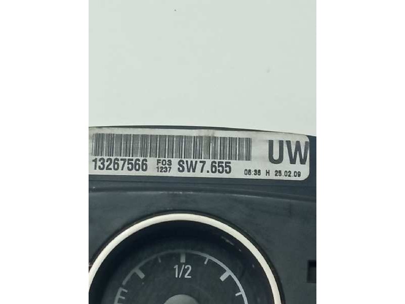 Recambio de cuadro instrumentos para opel zafira b edition referencia OEM IAM 13267566  