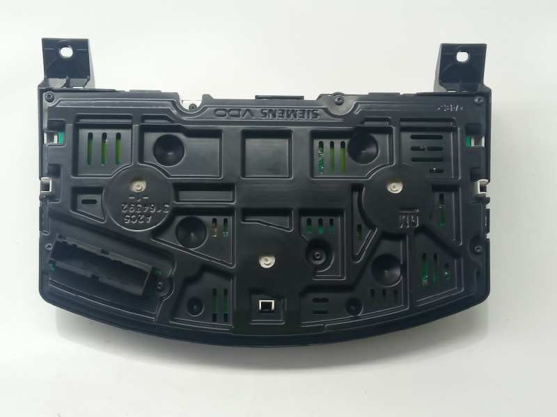 Recambio de cuadro instrumentos para opel zafira b edition referencia OEM IAM 13267566  