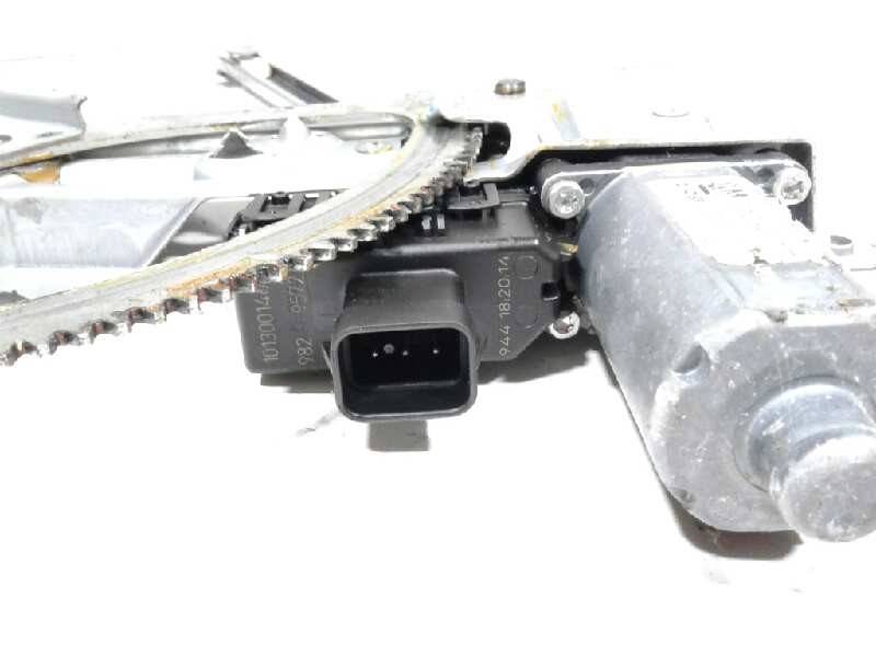 Recambio de elevalunas delantero derecho para opel zafira b edition referencia OEM IAM 13132435HH  