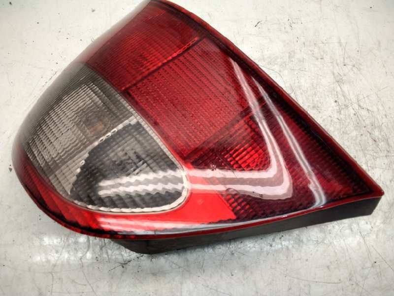 Recambio de piloto trasero derecho para mg rover serie 25 (rf) comfort (5-ptas.) referencia OEM IAM XFB10088  