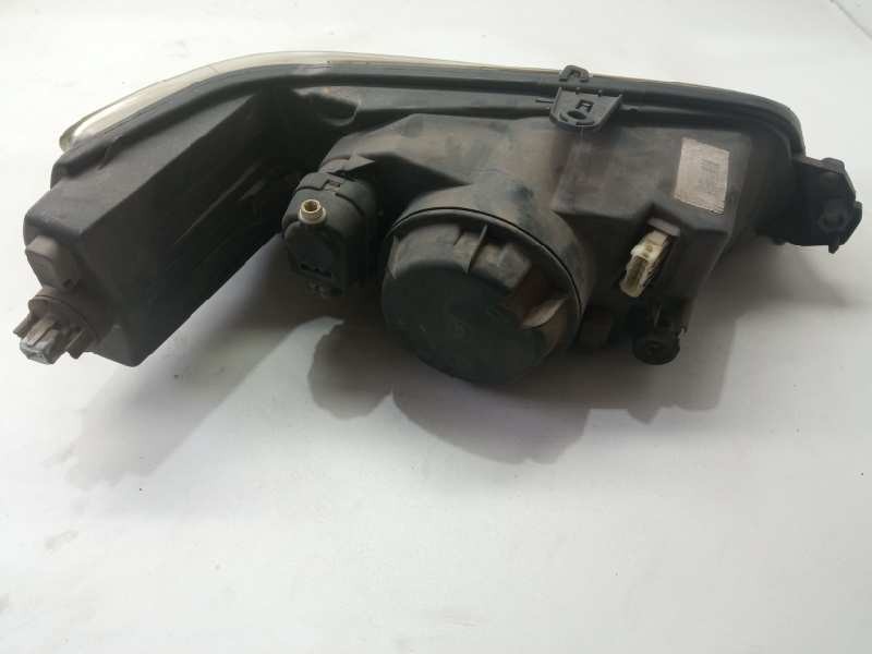 Recambio de faro izquierdo para peugeot 306 break boulebard referencia OEM IAM 6204Q5  