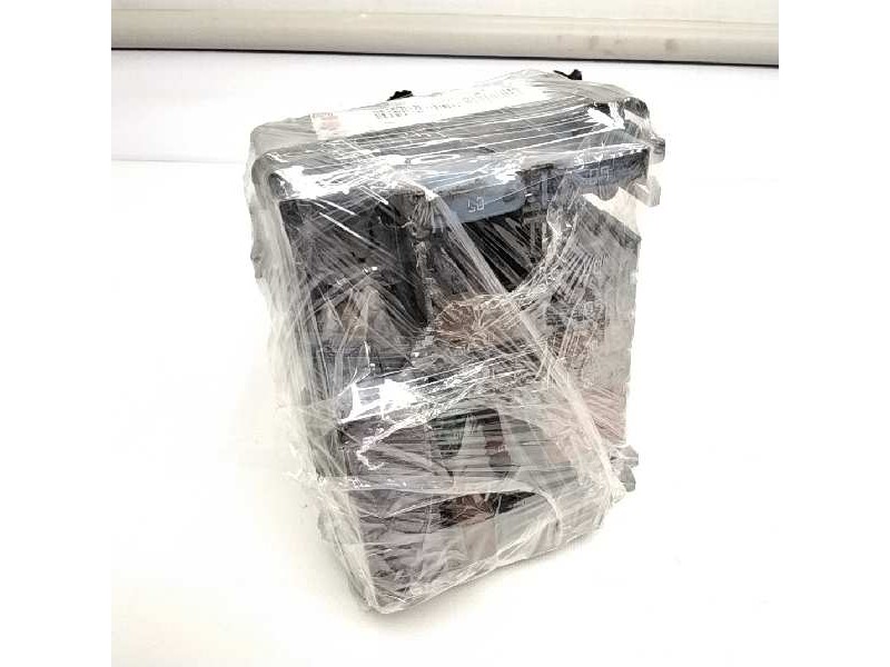 Recambio de caja fusibles para renault espace iv (jk0) grand espace expression referencia OEM IAM 82004573770  