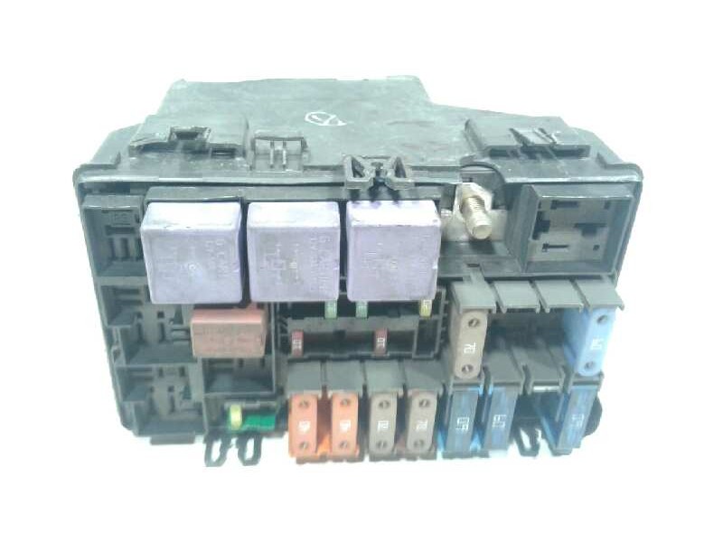 Recambio de caja fusibles para renault espace iv (jk0) grand espace expression referencia OEM IAM 82004573770  