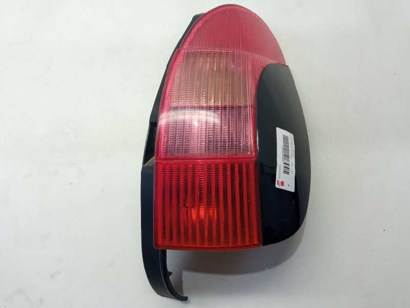 Recambio de piloto trasero derecho para peugeot 306 break boulebard referencia OEM IAM 6351J3  