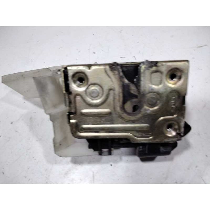 Recambio de cerradura puerta delantera izquierda para renault clio ii fase i (b/cbo) 1.6 si cbod referencia OEM IAM 7701045304  