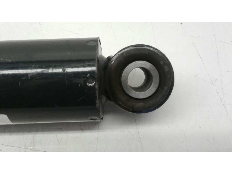 Recambio de amortiguador para iveco daily caja abierta referencia OEM IAM 5006306032  