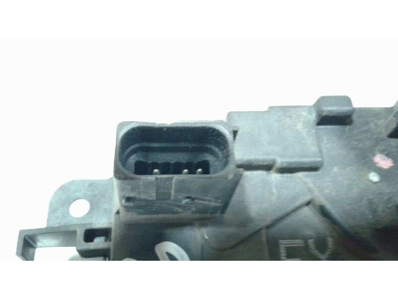 Recambio de cerradura puerta delantera derecha para opel astra h ber. cosmo referencia OEM IAM 13210749  