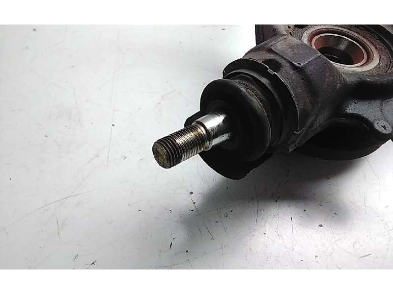 Recambio de mangueta delantera izquierda para peugeot 308 premium referencia OEM IAM 364690  