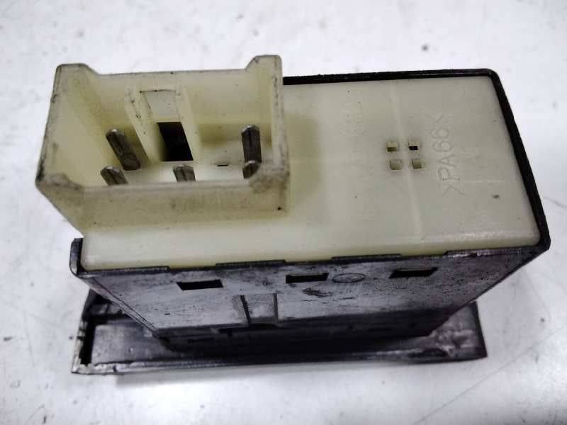 Recambio de mando elevalunas trasero derecho para hyundai trajet (fo) 2.0 crdi gls referencia OEM IAM 935853A100  