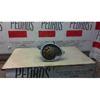 Recambio de bomba agua para renault megane ii berlina 5p 1.9 dci diesel fap cat referencia OEM IAM   