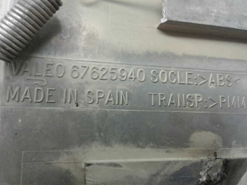 Recambio de piloto delantero derecho para renault laguna (b56) 2.0 16v rxe (b56d) referencia OEM IAM 67625940  