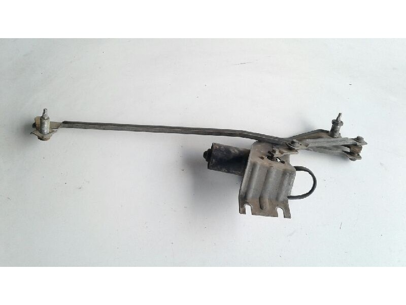 Recambio de motor limpia delantero para iveco daily caja cerrada (1989 =>) 30-8 caja cerrada referencia OEM IAM   