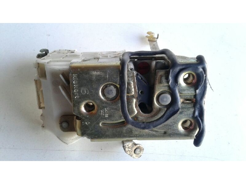 Recambio de cerradura puerta trasera derecha para toyota avensis berlina (t 22) 2.0 d4-d luna (5-ptas.) referencia OEM IAM 69050