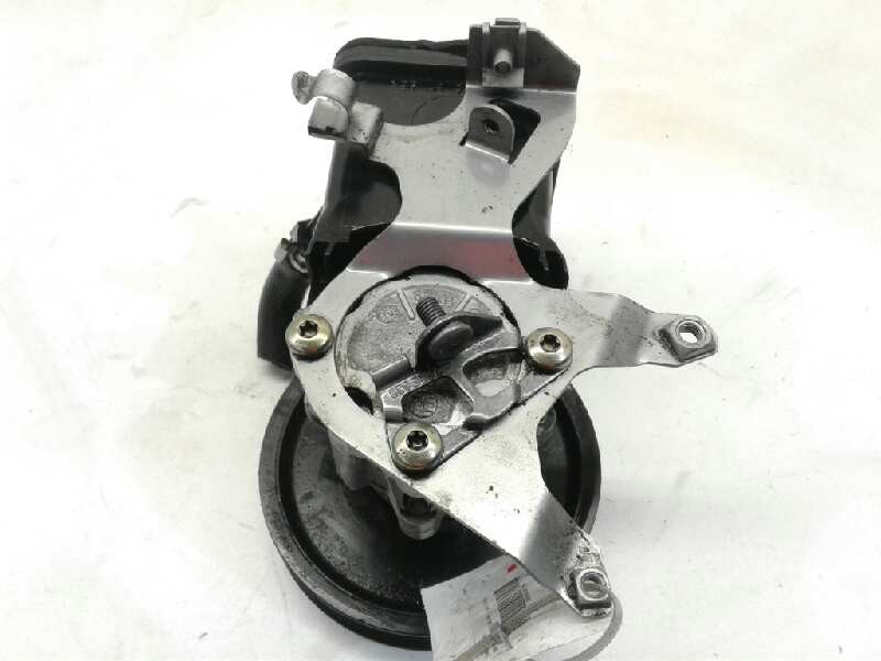 Recambio de bomba direccion para bmw serie 3 berlina (e46) 318d referencia OEM IAM 6792974519 7692974519 
