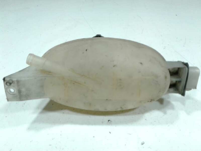 Recambio de deposito expansion para renault trafic combi (ab 4.01) 2.0 dci diesel fap cat referencia OEM IAM 7700312900  