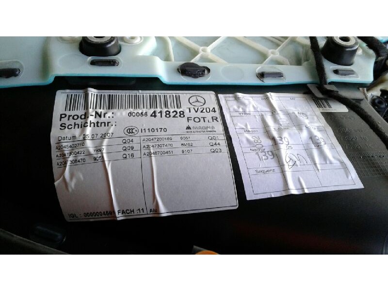 Recambio de guarnecido puerta trasera derecha para mercedes clase c (w204) berlina c 220 cdi (204.008) referencia OEM IAM 000564