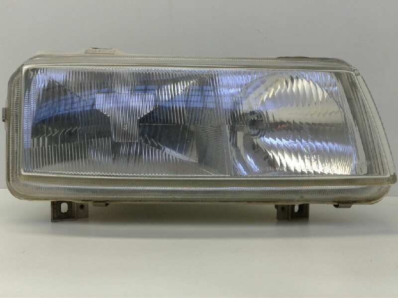 Recambio de faro derecho para volkswagen passat berlina (3a2) gl referencia OEM IAM 3A0941018  