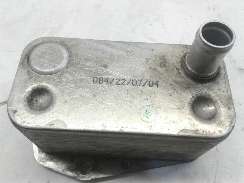 Recambio de enfriador aceite motor para bmw serie 3 berlina (e46) 318d referencia OEM IAM 084220704 7787698 