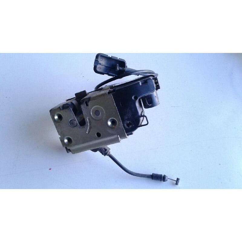 Recambio de cerradura puerta delantera derecha para renault scenic ii confort authentique referencia OEM IAM 8200119121  