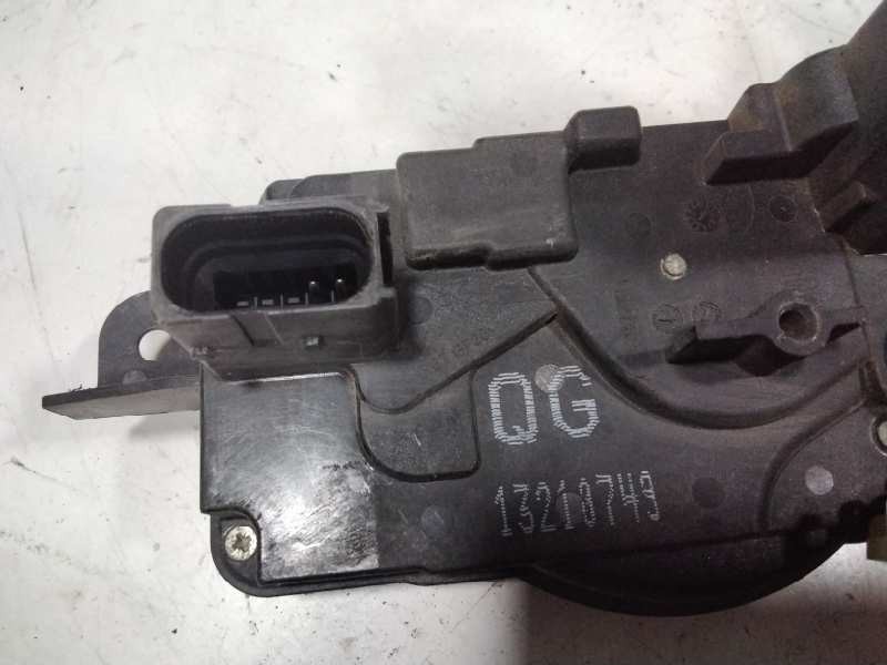 Recambio de cerradura puerta delantera derecha para opel astra gtc referencia OEM IAM 13210749  