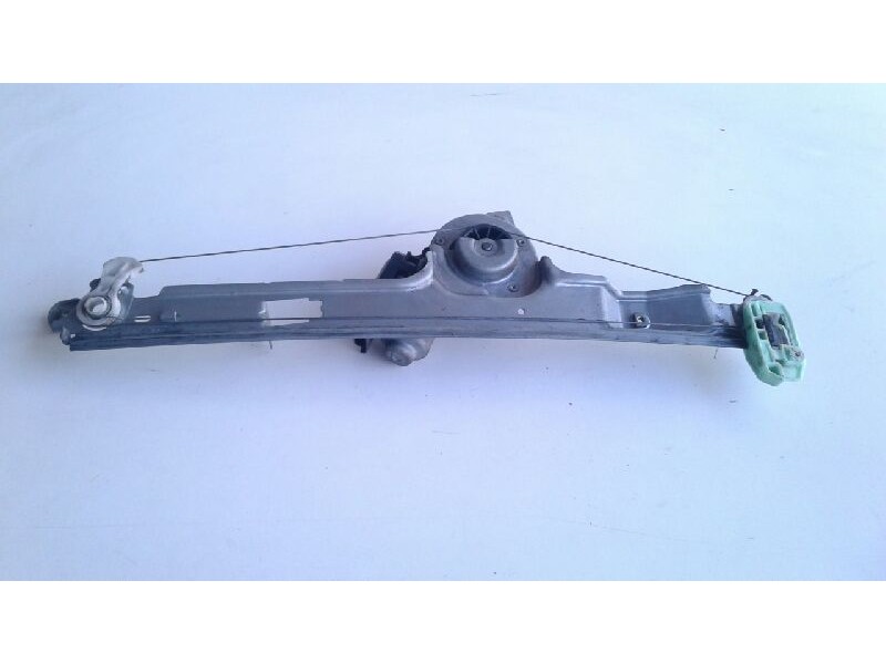 Recambio de elevalunas delantero izquierdo para renault scenic ii confort authentique referencia OEM IAM 8200646841  