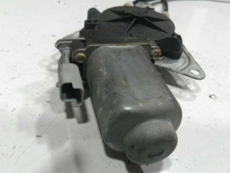 Recambio de elevalunas delantero izquierdo para citroen saxo 1.4 plaisir referencia OEM IAM 400671T5  
