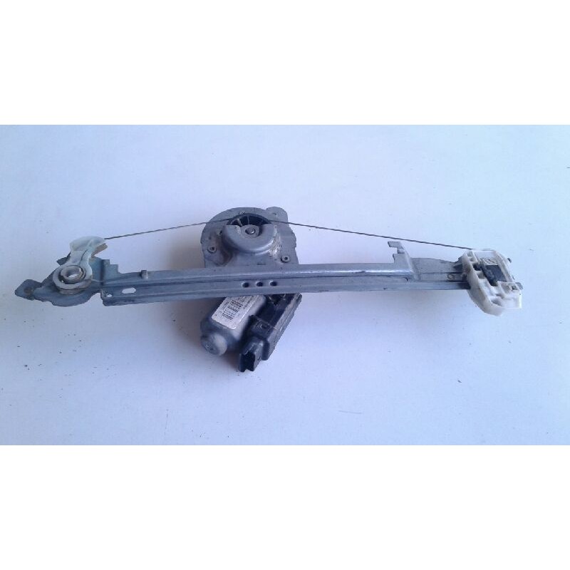 Recambio de elevalunas trasero izquierdo para renault scenic ii confort authentique referencia OEM IAM 8200130627  