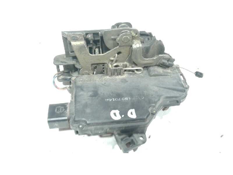 Recambio de cerradura puerta delantera derecha para skoda octavia berlina (1u2) 1.9 tdi slx referencia OEM IAM 3B1837016A  
