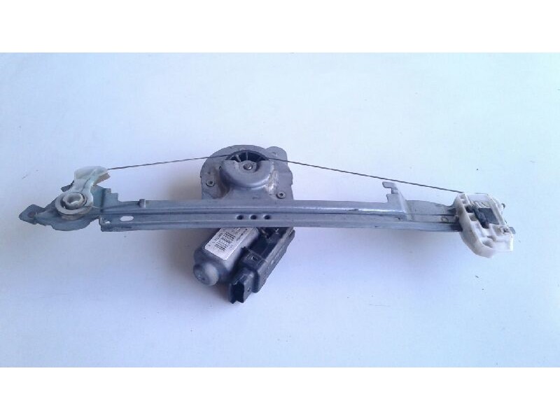 Recambio de elevalunas trasero izquierdo para renault scenic ii confort authentique referencia OEM IAM 8200130627  