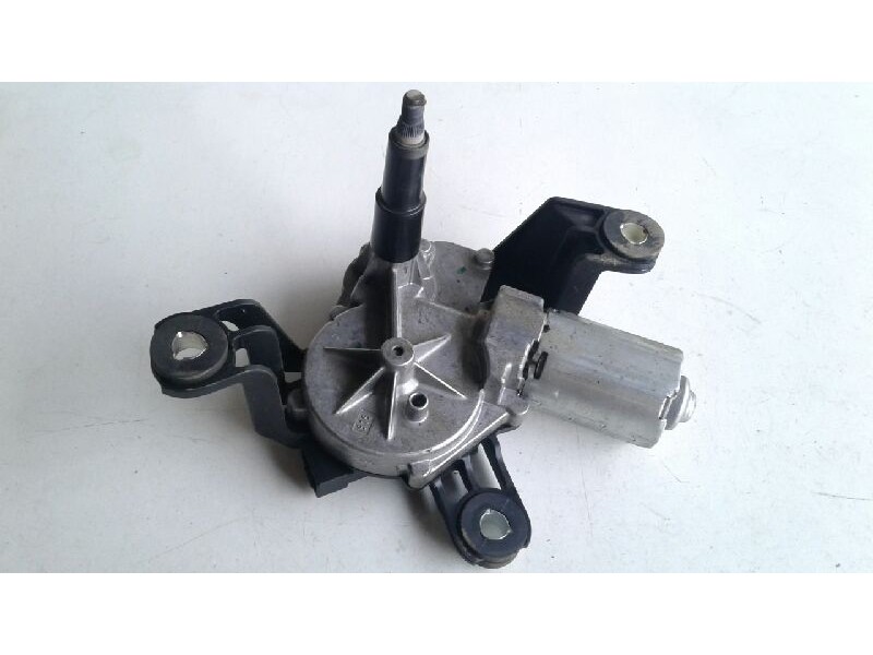 Recambio de motor limpia trasero para opel astra h berlina cosmo referencia OEM IAM   