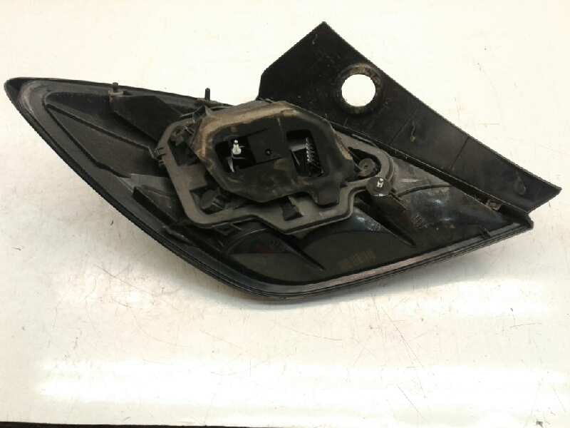 Recambio de piloto trasero derecho para opel astra gtc referencia OEM IAM GM13252444  