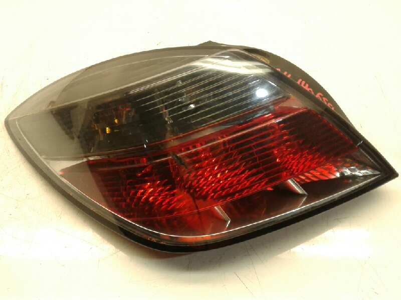 Recambio de piloto trasero izquierdo para opel astra gtc referencia OEM IAM GM13252443ECE  